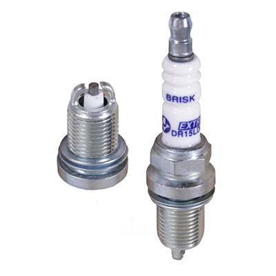 Свеча зажигания Logan/Sandero/Megane/Clio 1.4-1.6 8V (2-х конт) никель ор.7700500168 BRISK DR15LDC