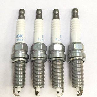 Свеча зажигания Koleos/Fluence 2.0 M4R платина ор.7701065085 NGK 5118