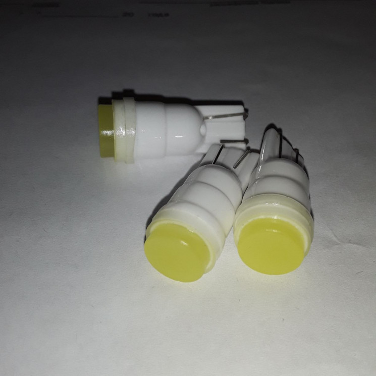 Лампа W5W 12V диодная (белая) T10SMDC (керамика)