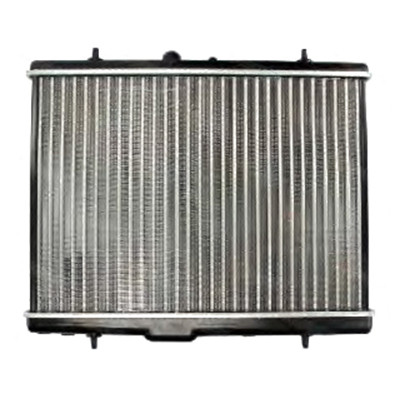 Радиатор охлаждения Peugeot 307/308/407/Citroen C4/C5 1.6-2.0 04>Nissens 63606A ор.133389
