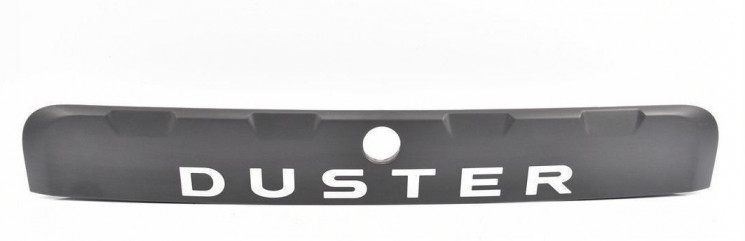 Накладка крышки багажника Duster op.848105724R чёрная